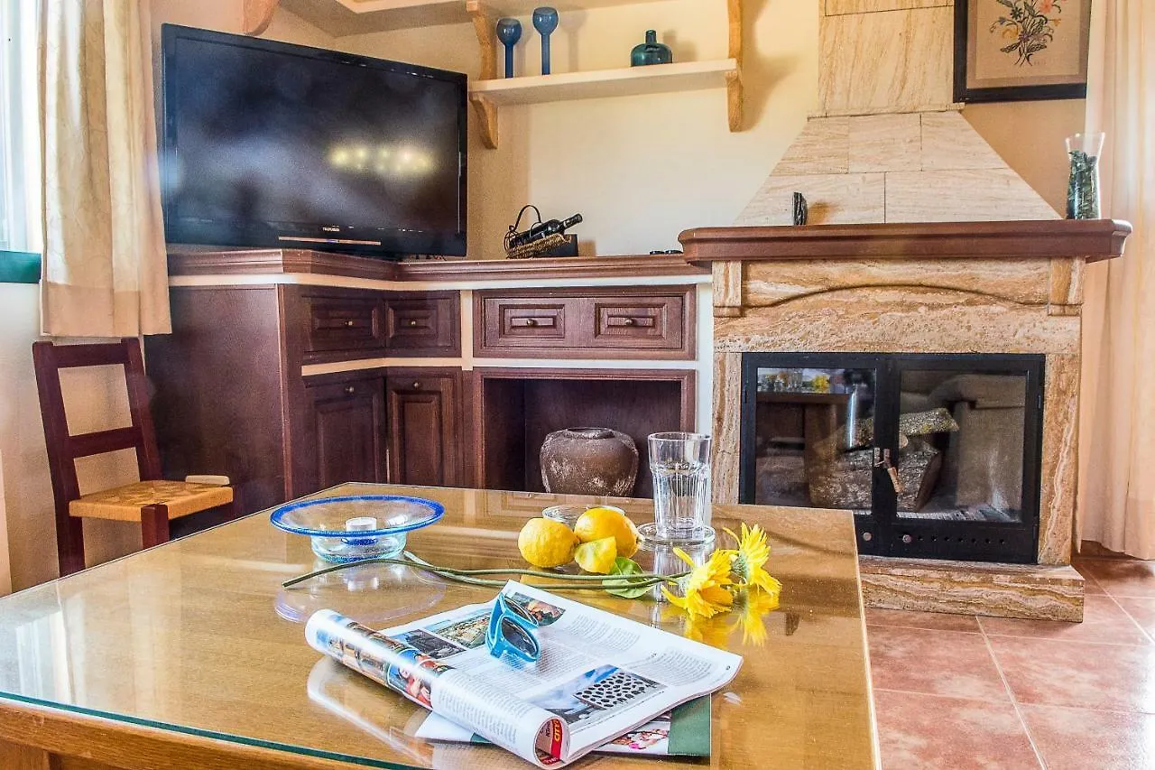 Villa Pula Vinas Country Villa 3 Bedrooms Pool And Fabulous Views Of The Pula Golf Course Near Son Servera